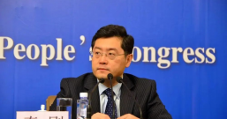 秦刚被免去国务委员职务 且看他的昨天与今天 不惧风流!